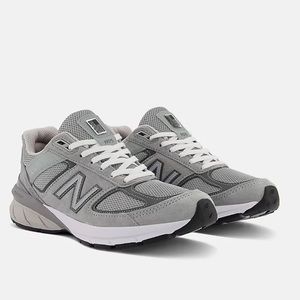 New balances 990v5 Core